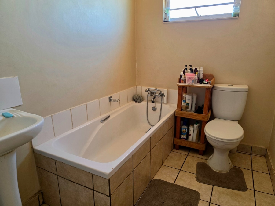 3 Bedroom Property for Sale in Flora Park Northern Cape